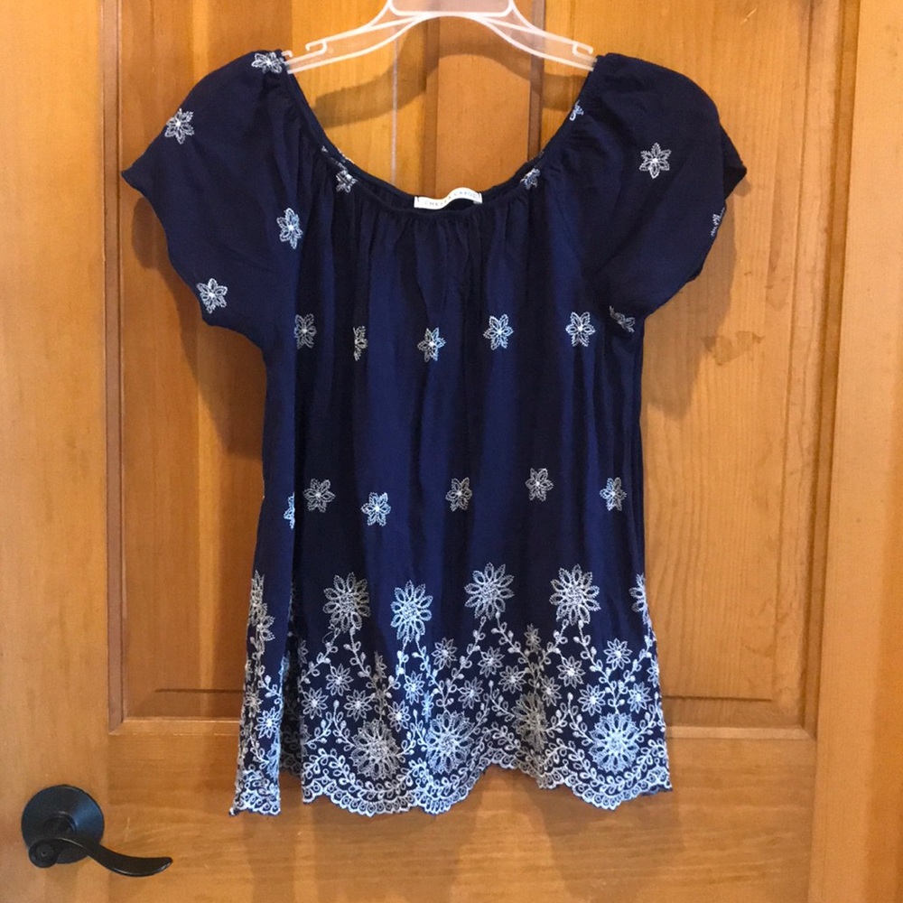 Cute top!